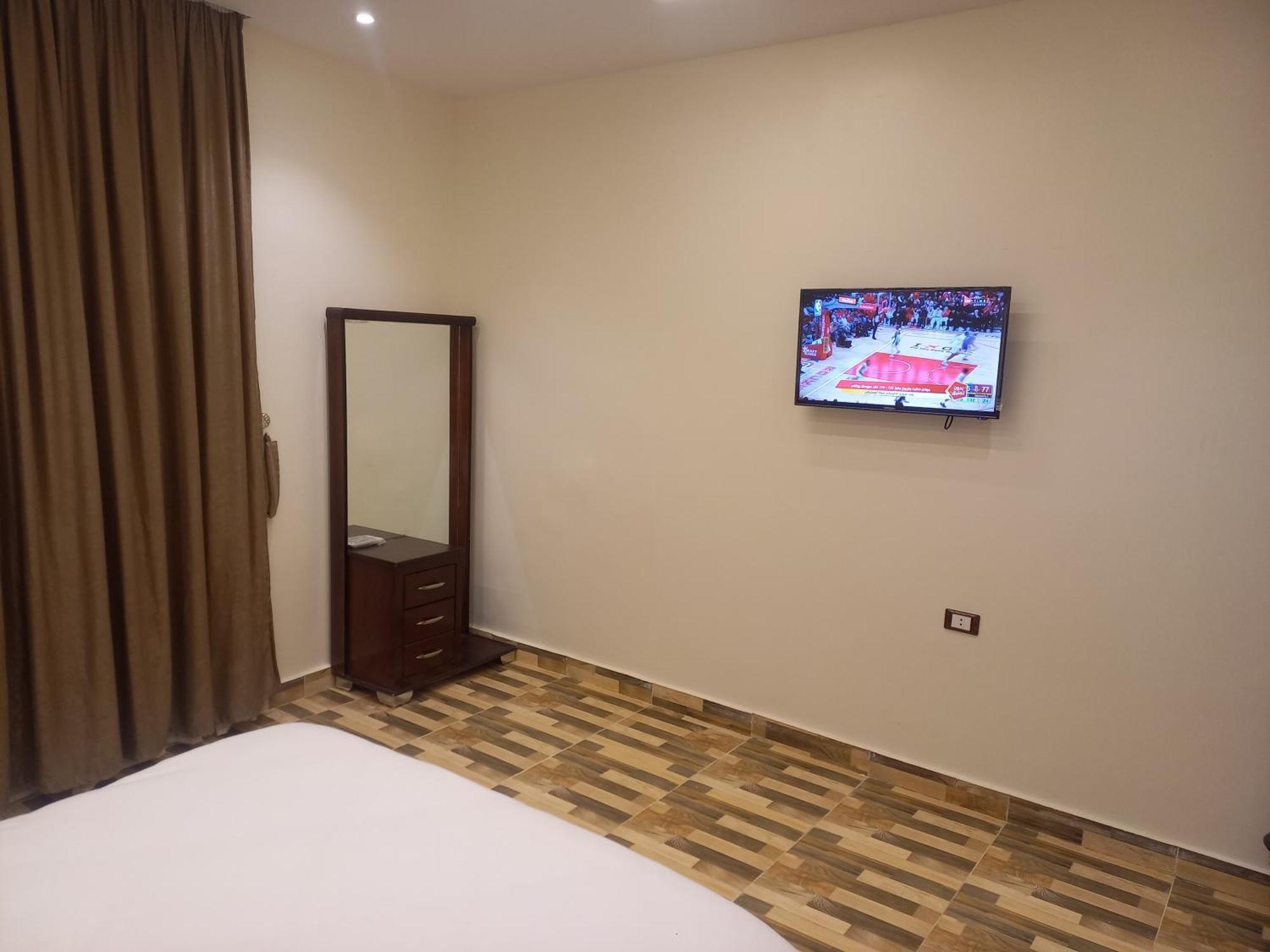 Basha Pyramids Inn Kafret el-Gabal 外观 照片