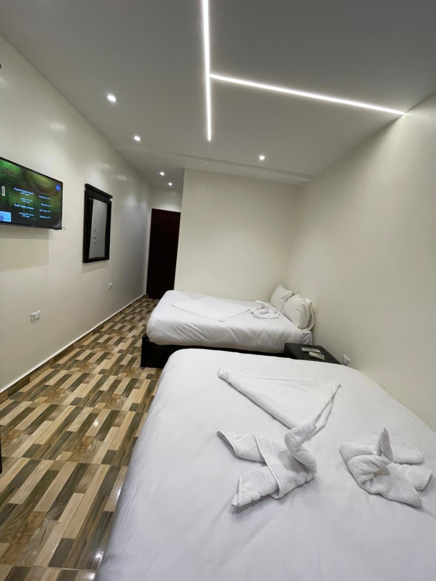 Basha Pyramids Inn Kafret el-Gabal 外观 照片