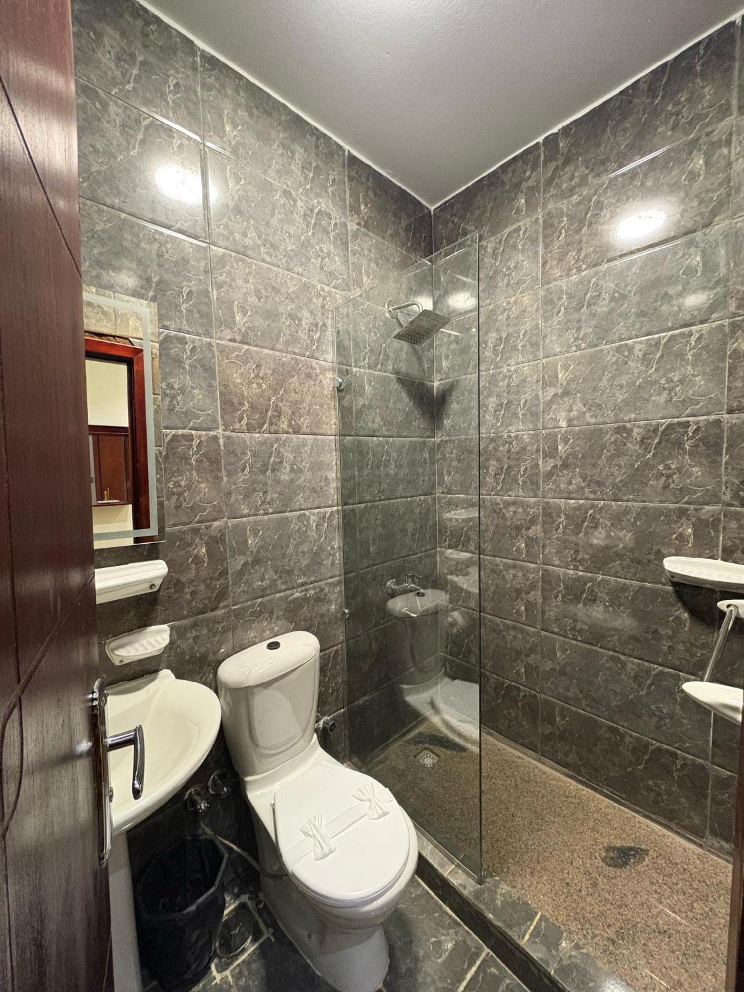 Basha Pyramids Inn Kafret el-Gabal 外观 照片